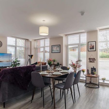 2 Bedroom Modern Apartment In Manchester Dış mekan fotoğraf