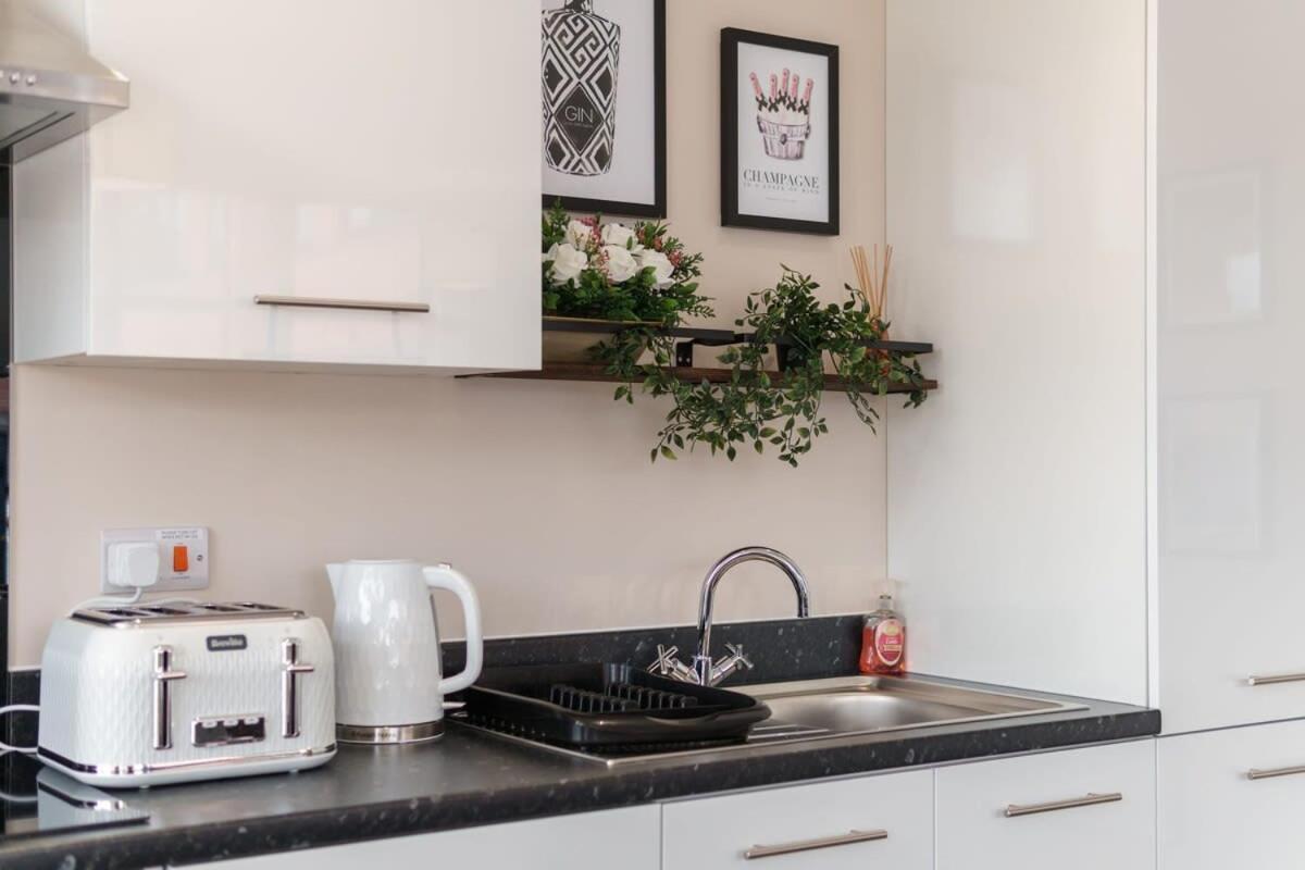 2 Bedroom Modern Apartment In Manchester Dış mekan fotoğraf