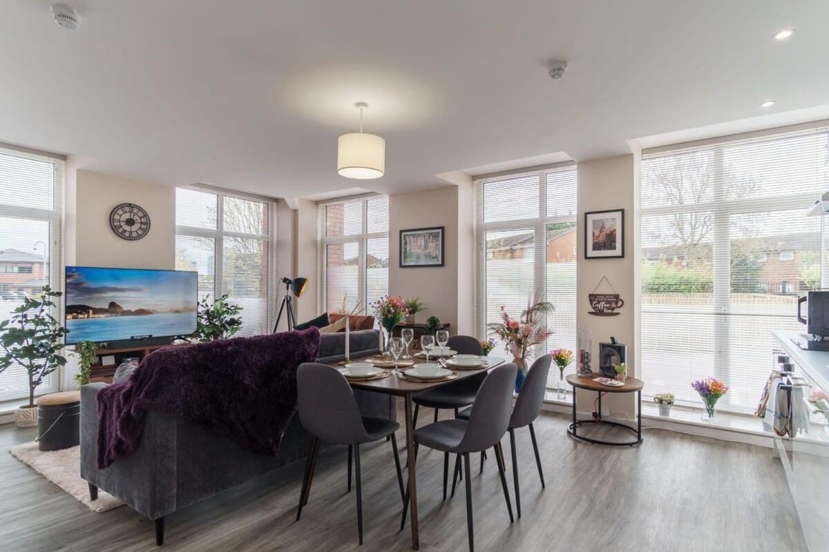 2 Bedroom Modern Apartment In Manchester Dış mekan fotoğraf